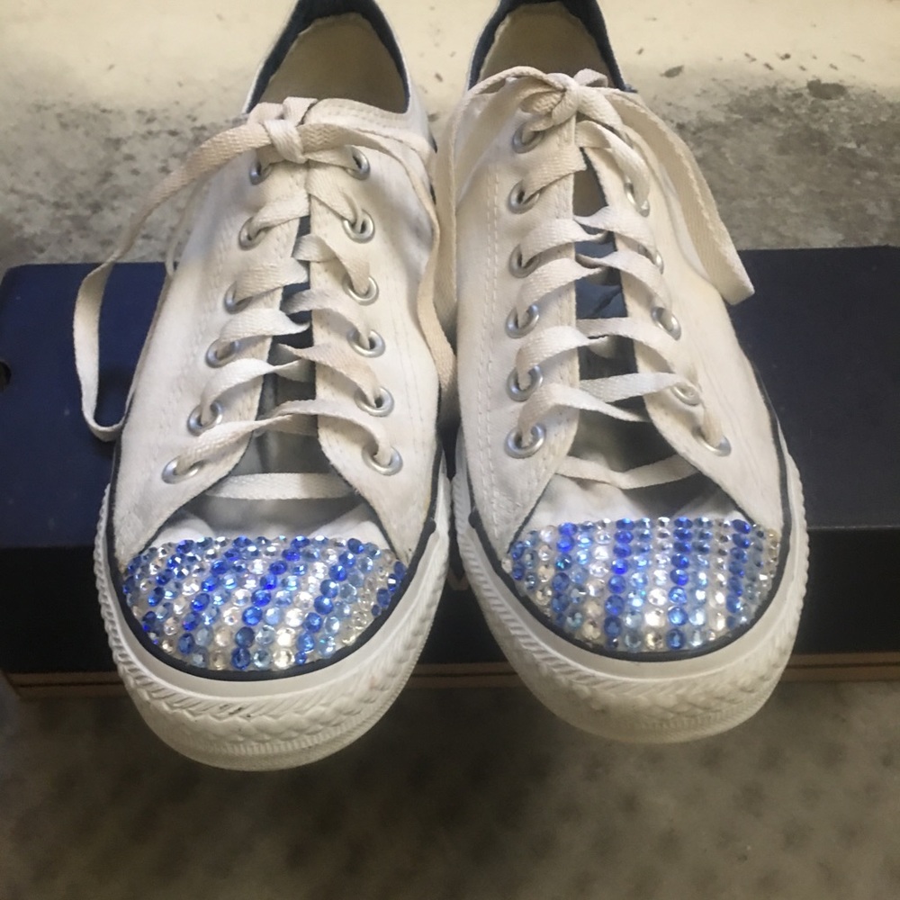Women’s White Rhinestone Embellished Converse sz 9